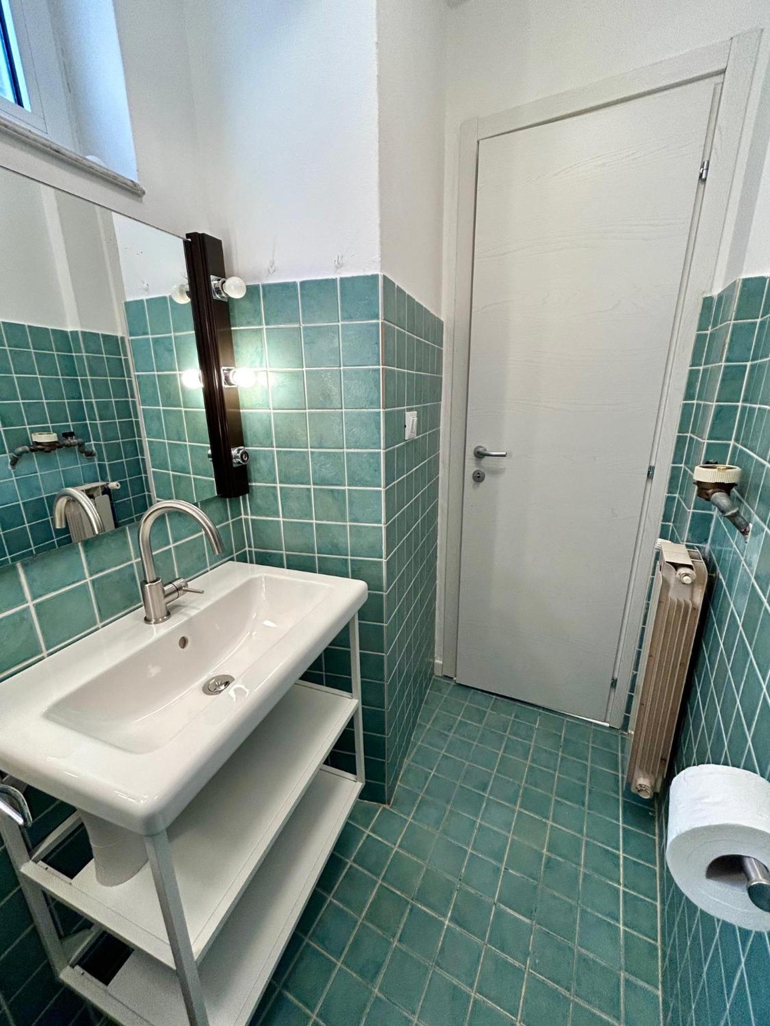 Residence Zar 6 Триест Екстериор снимка
