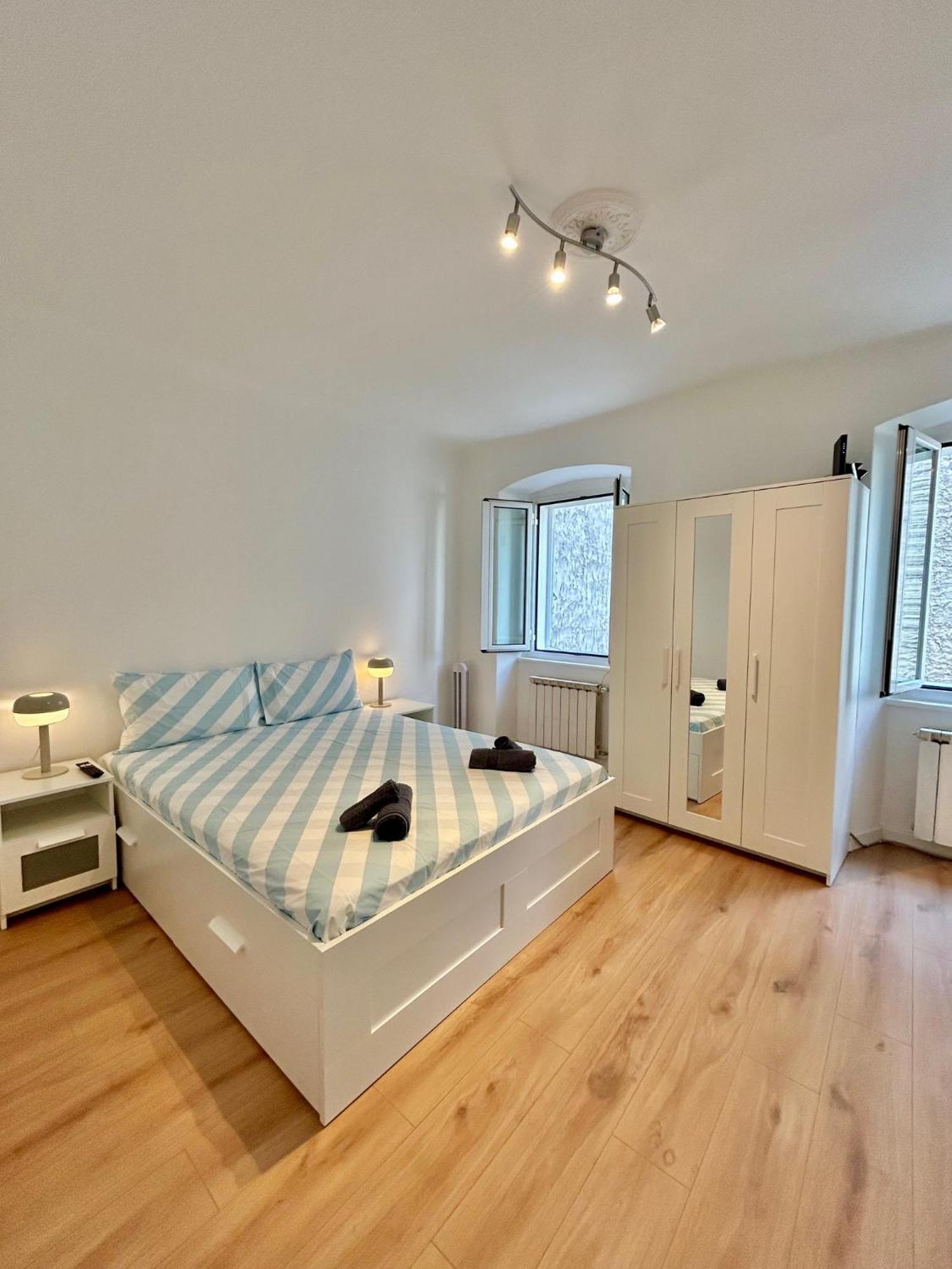 Residence Zar 6 Триест Екстериор снимка